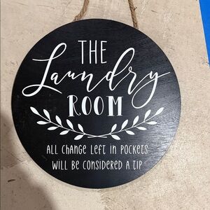 Black and White Laundry Room Sign